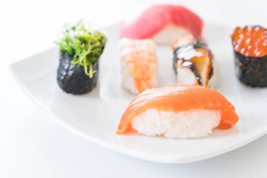 karışık sushi set