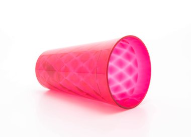 kırmızı plastik bardak