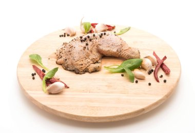 marine edilmiş tavuk uyluk