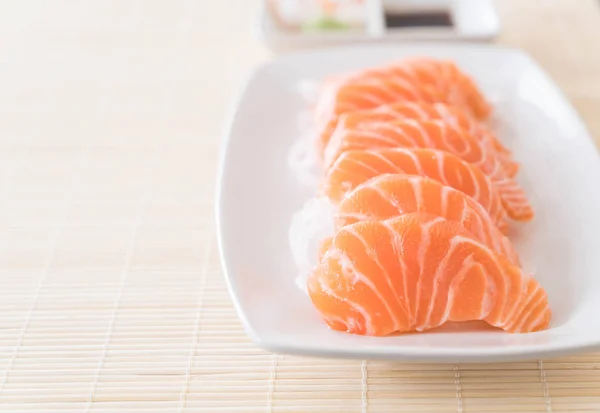 Somon crud sashimi — Fotografie, imagine de stoc