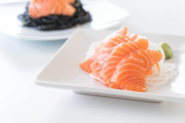Somon crud sashimi — Fotografie, imagine de stoc