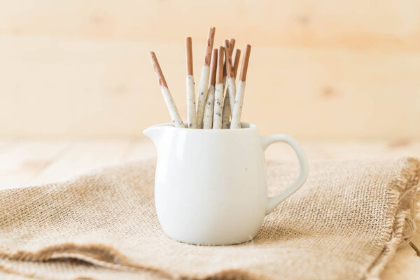 biscuit stick with cookie and cream flavored