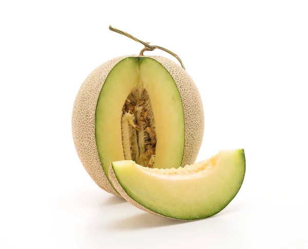 Kantaloupe melon på vit bakgrund — Stockfoto