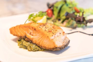 Somon biftek ızgara 