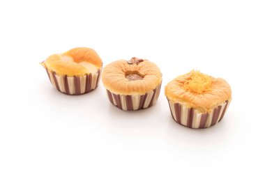 vanilyalı kek meyve üstte 