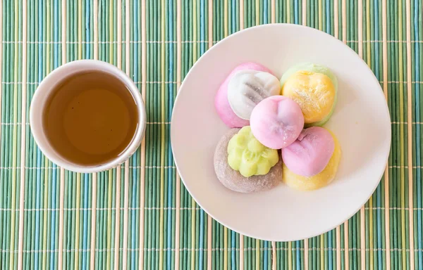 Красочный десерт моти — стоковое фото
