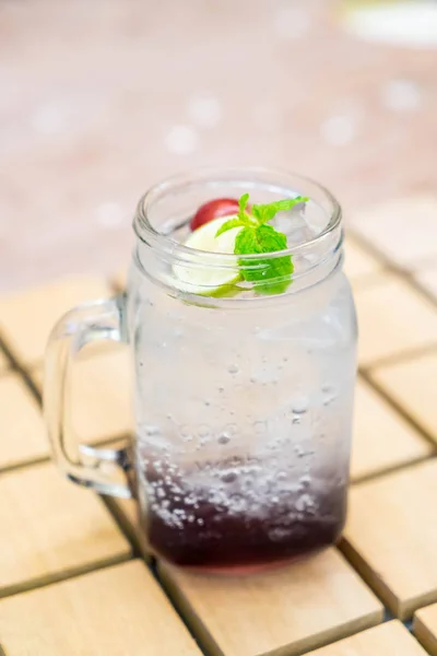 Grape soda mint — Stock Photo, Image