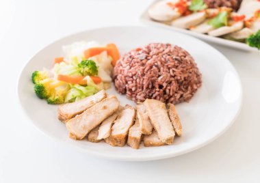 berry pilavlı domuz rostosu