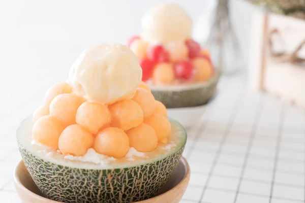 Helado de melón Bingsu, famoso helado coreano — Foto de Stock