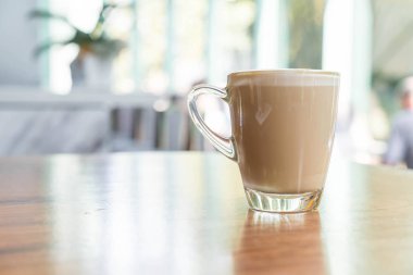 Sıcak latte kahve fincanı