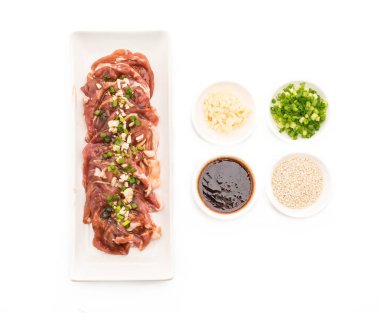 taze domuz dilimlenmiş 