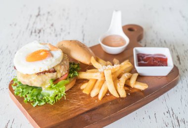 peynir domuz eti hamburger