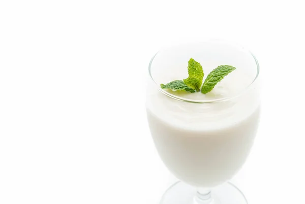 Bir bardak yoğurt — Stok fotoğraf