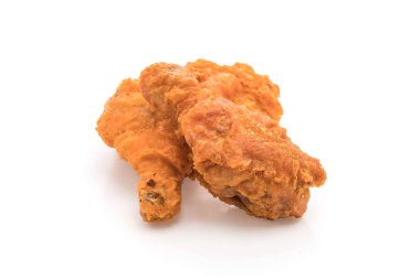 Beyaz arka planda kızarmış tavuk