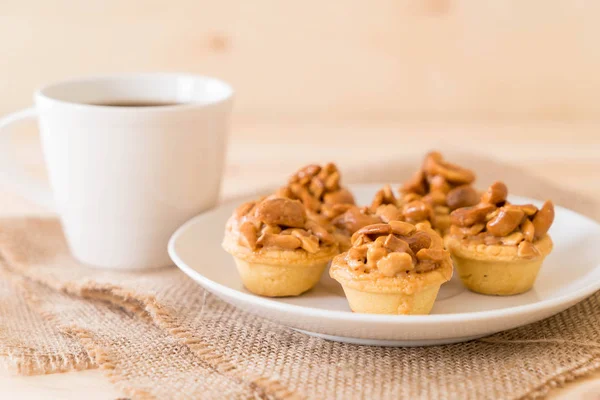 Toffee cupcake met koffie — Stockfoto