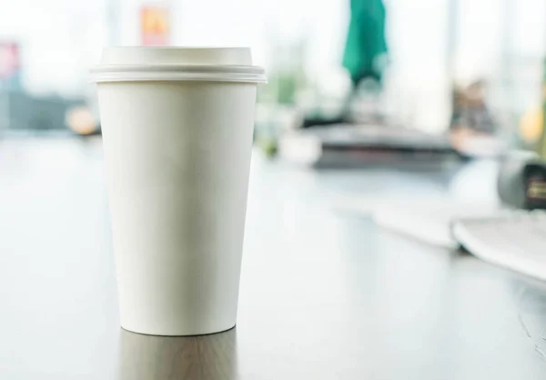 Taza de café en la cafetería — Foto de Stock