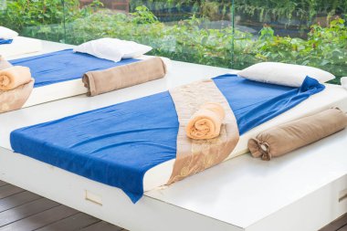 Açık masajlı yatak 