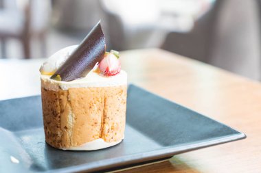 Mango ve tutku meyve Mus kek