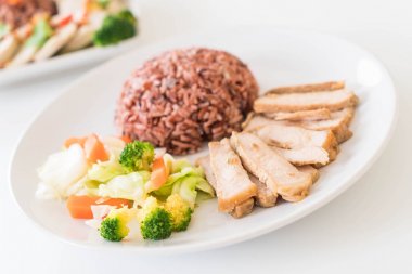 berry pilavlı domuz rostosu