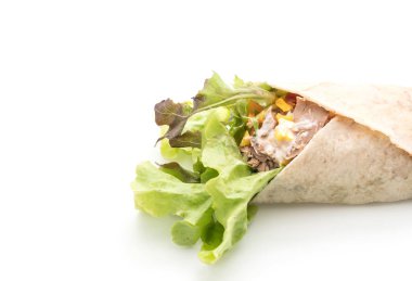 ton balıklı Mısır salata ile salata rulo sarma