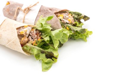 ton balıklı Mısır salata ile salata rulo sarma