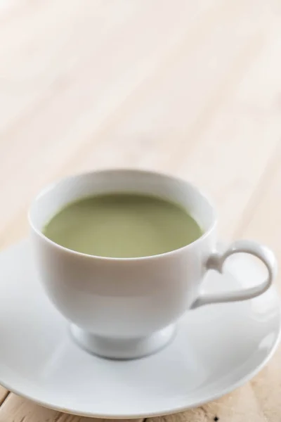 Hot matcha latte — ストック写真