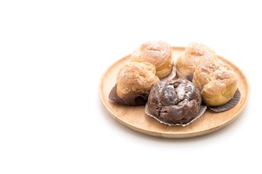 Beyaz kremalı pasta