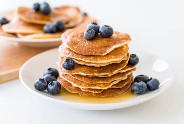 Pannkakor med blåbär — Stockfoto