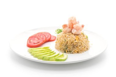 Kızarmış pirinç ve karides.