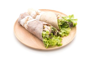 ton balıklı Mısır salata ile salata rulo sarma