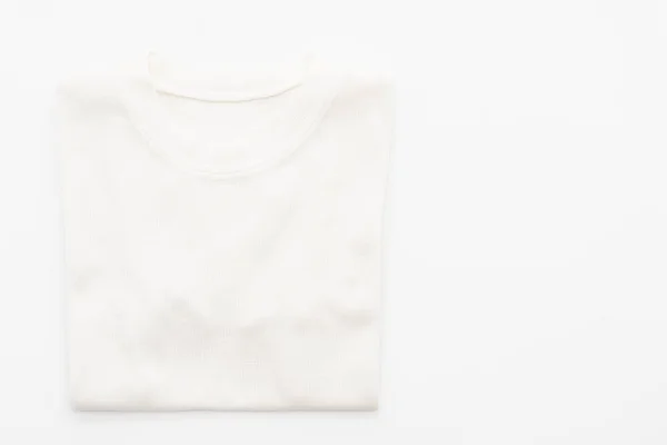 Ing. hajtogatott póló fehér — Stock Fotó