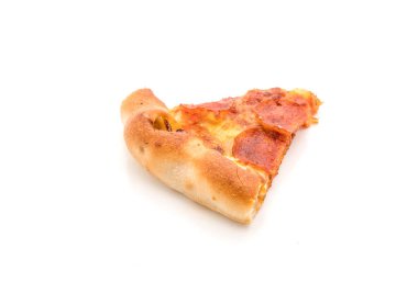 Beyaz zemin üzerine ev yapımı biberli Pizza 