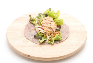 ton balıklı Mısır salata ile salata rulo sarma