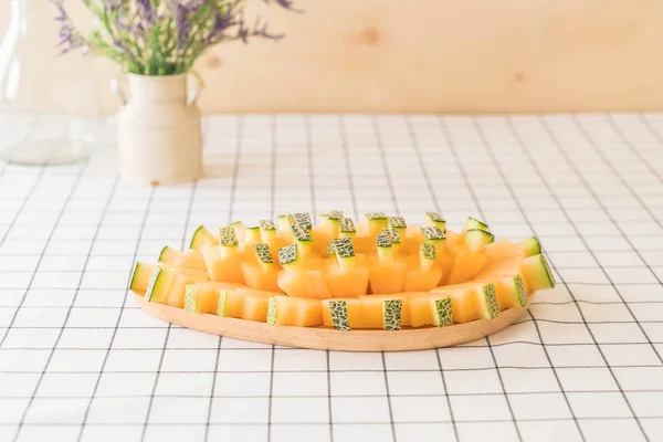 Färsk cantaloupemelon — Stockfoto