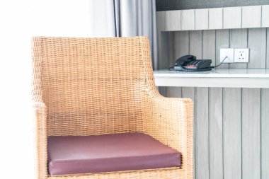 Kanepe oturma Interio dekorasyonda güzel lüks yastık