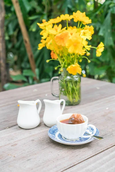 English tea on the table — Stock Photo, Image