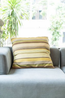 Kanepe dekorasyon güzel yastık 