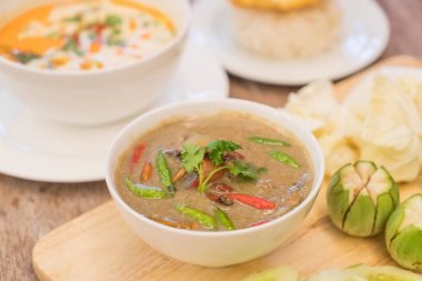 Hindistan cevizi çorbası yengeç veya güveç Yengeç 