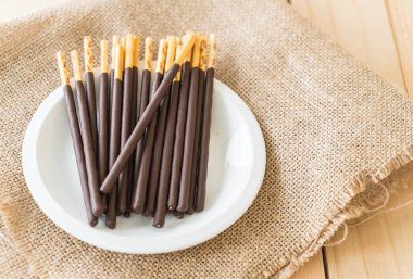 Bisküvi çikolata aromalı sopayla