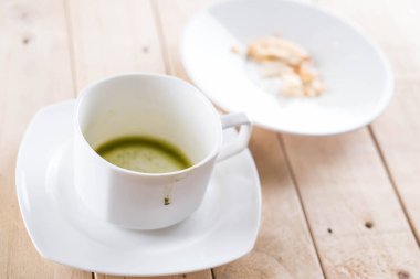 matcha latte boş bardak