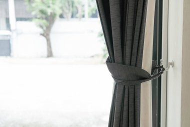 Perde dekorasyon oturma odasında 