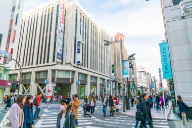 Tokyo, Japonya - 2016 Kasım 17: Shinjuku Tokyo'nın busine biridir