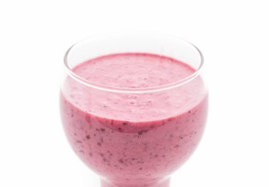 karışık meyveli yoğurt smoothies ile