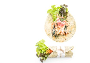 tavuk ve ıspanak salatası rulo sarma