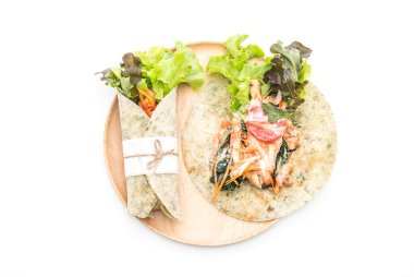 tavuk ve ıspanak salatası rulo sarma