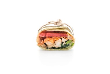 tavuk ve ıspanak salatası rulo sarma