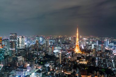 Tokyo şehir manzarası ile Tokyo Tower