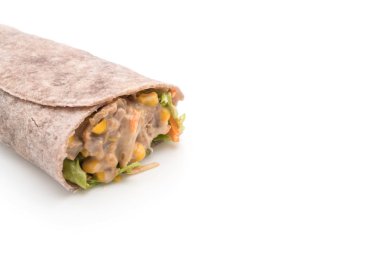 ton balıklı Mısır salata ile salata rulo sarma