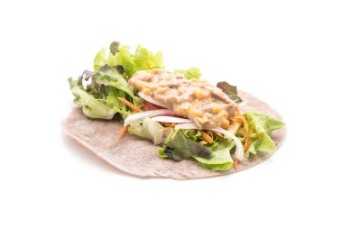 ton balıklı Mısır salata ile salata rulo sarma