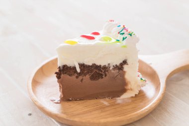 Doğum günün kutlu olsun.